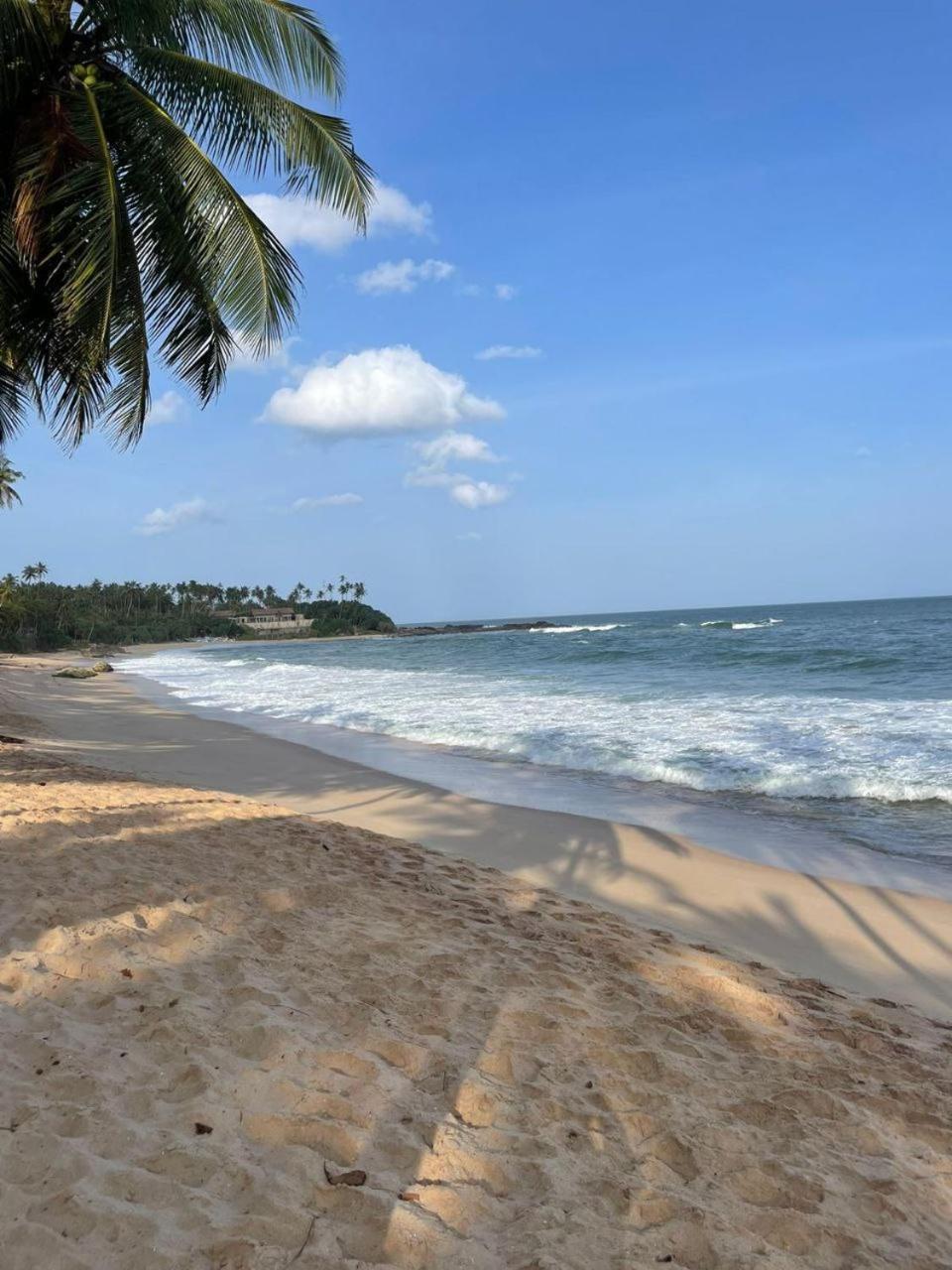 Zodiak Hotel Tangalle Buitenkant foto