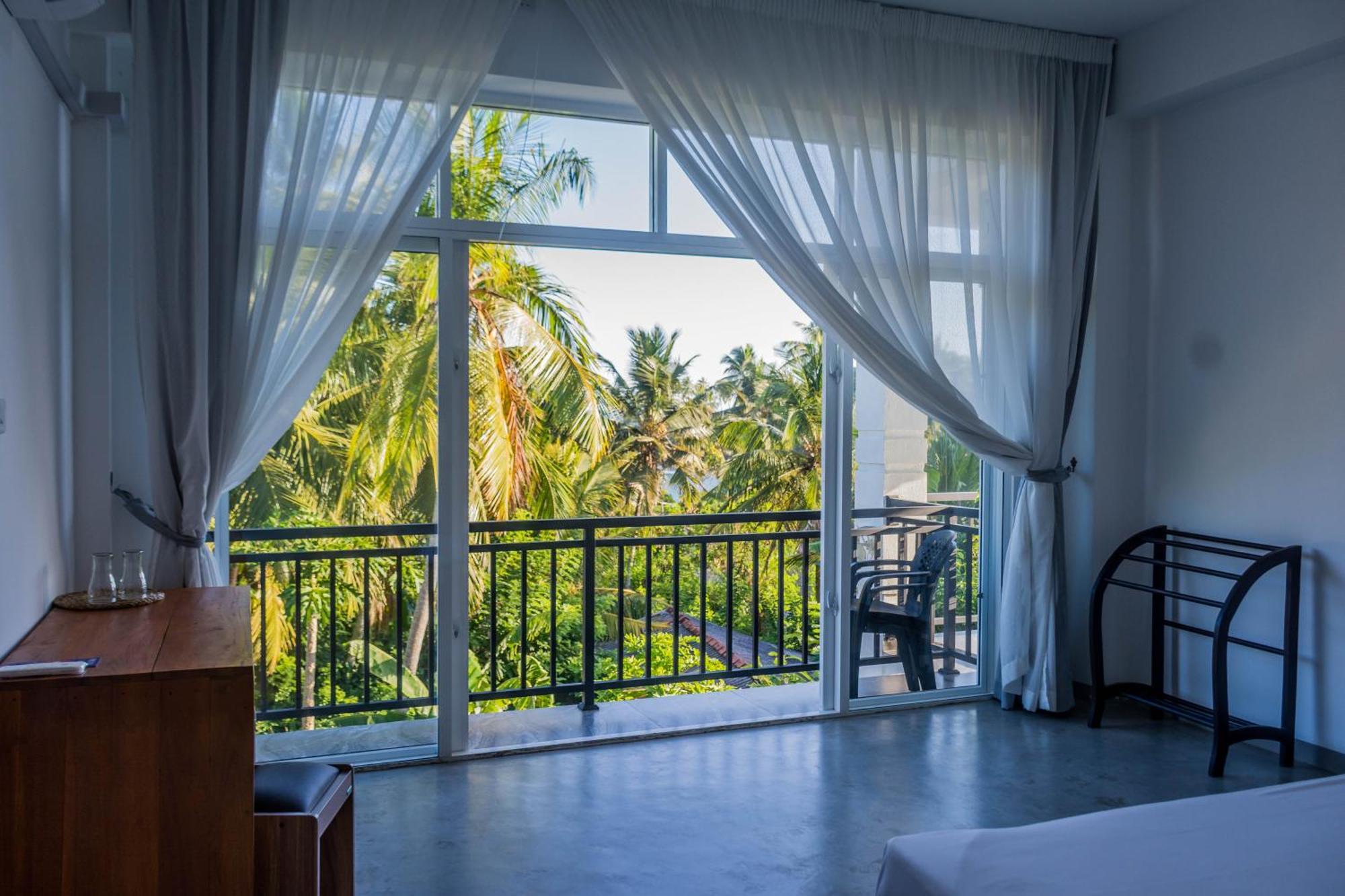 Zodiak Hotel Tangalle Buitenkant foto